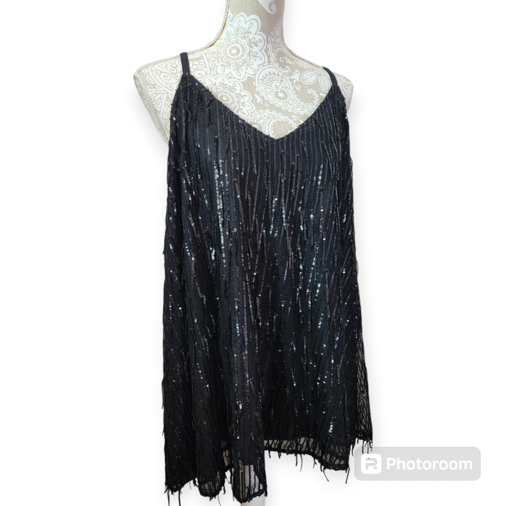 Torrid - Sophie Swing Black Sequined Fringe Holiday Cami size 4